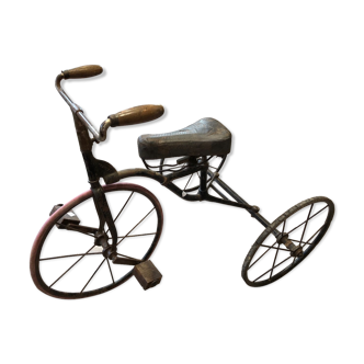 Tricycle vintage ancien