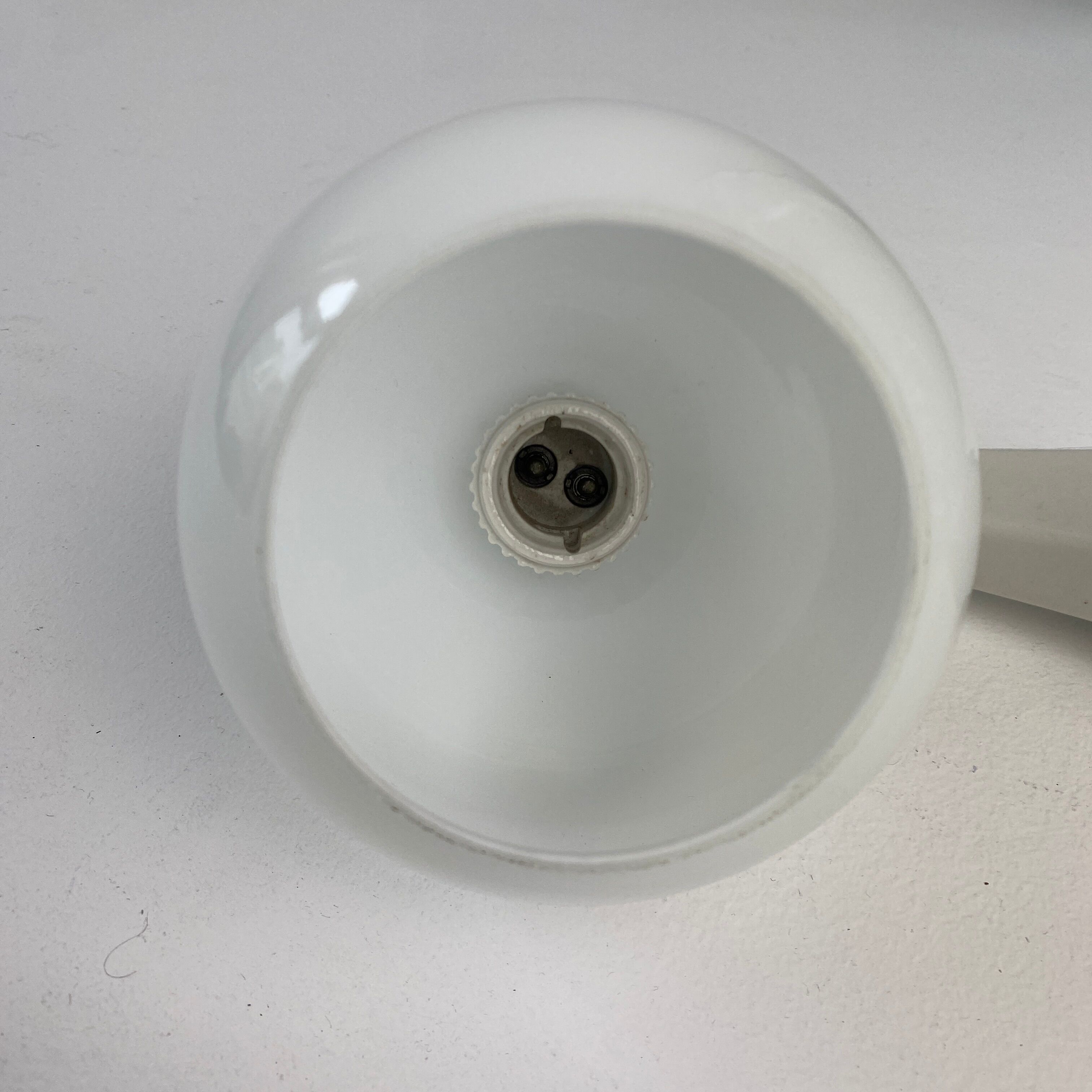 Ceramic and opaline sconce