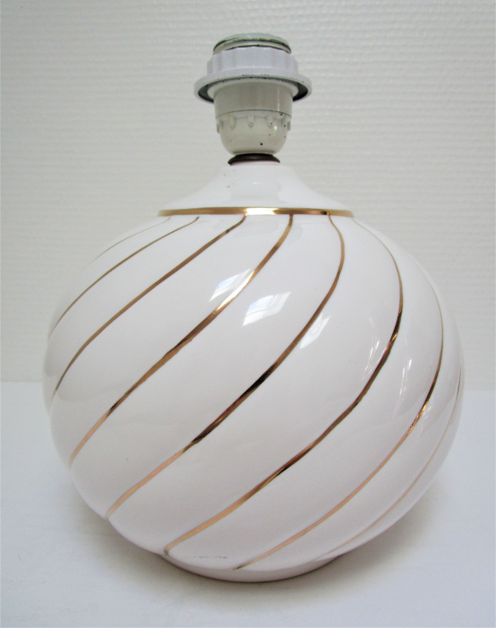 Pied de lampe céramique blanc et or design italien années 70 / 80