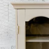 Old double display case – cream