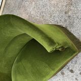 Toad sofa in green velvet