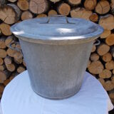 Zinc bucket
