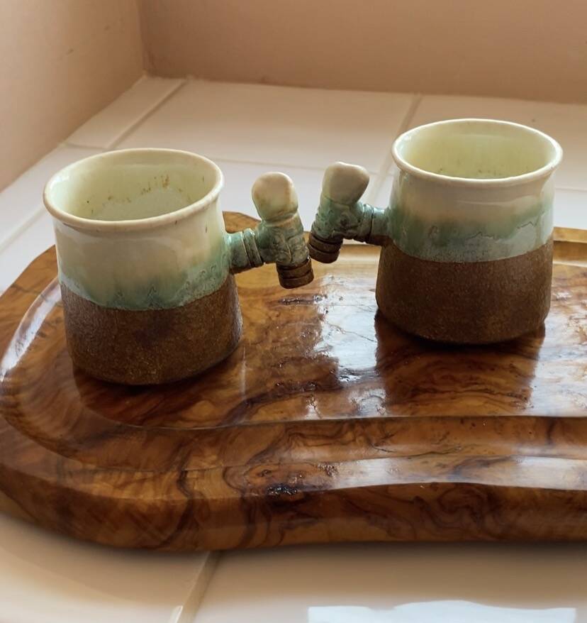 Cafetière, tasses céramiques organiques