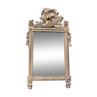 Louis XVI mirror in gilded carved wood, eighteenth century