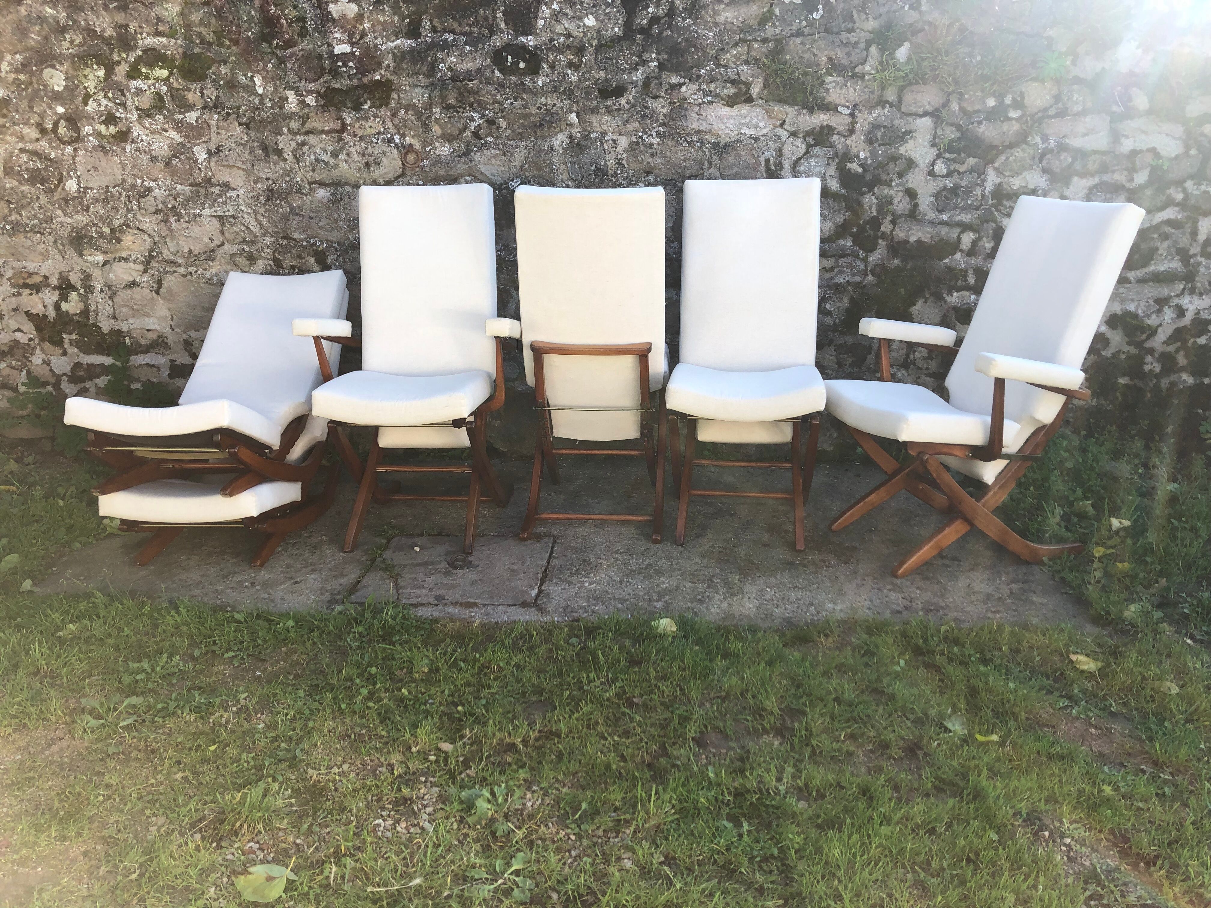 Set of 4 chairs and two reclining chairs in teak 1970