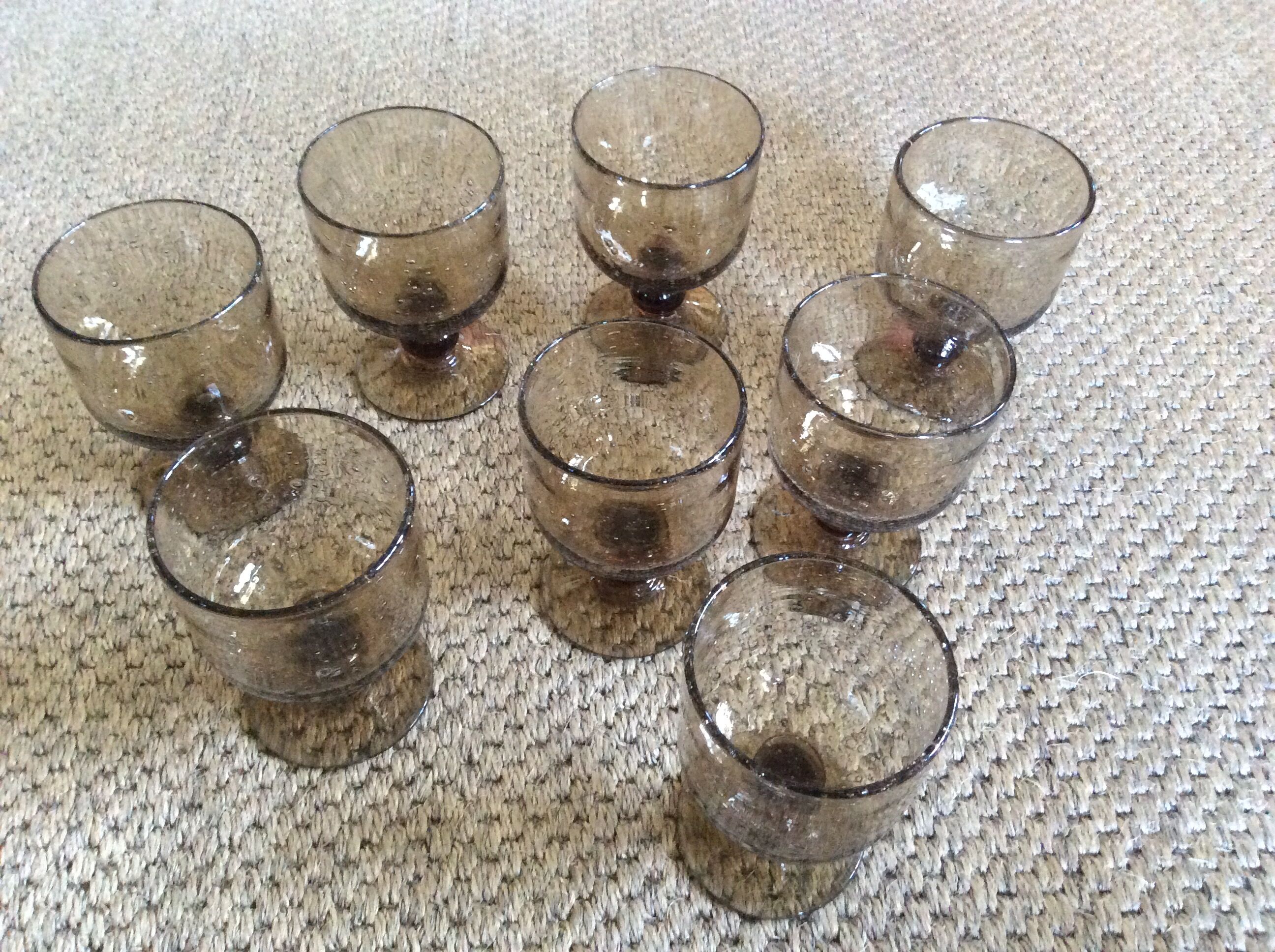 Series of 8 walking glasses