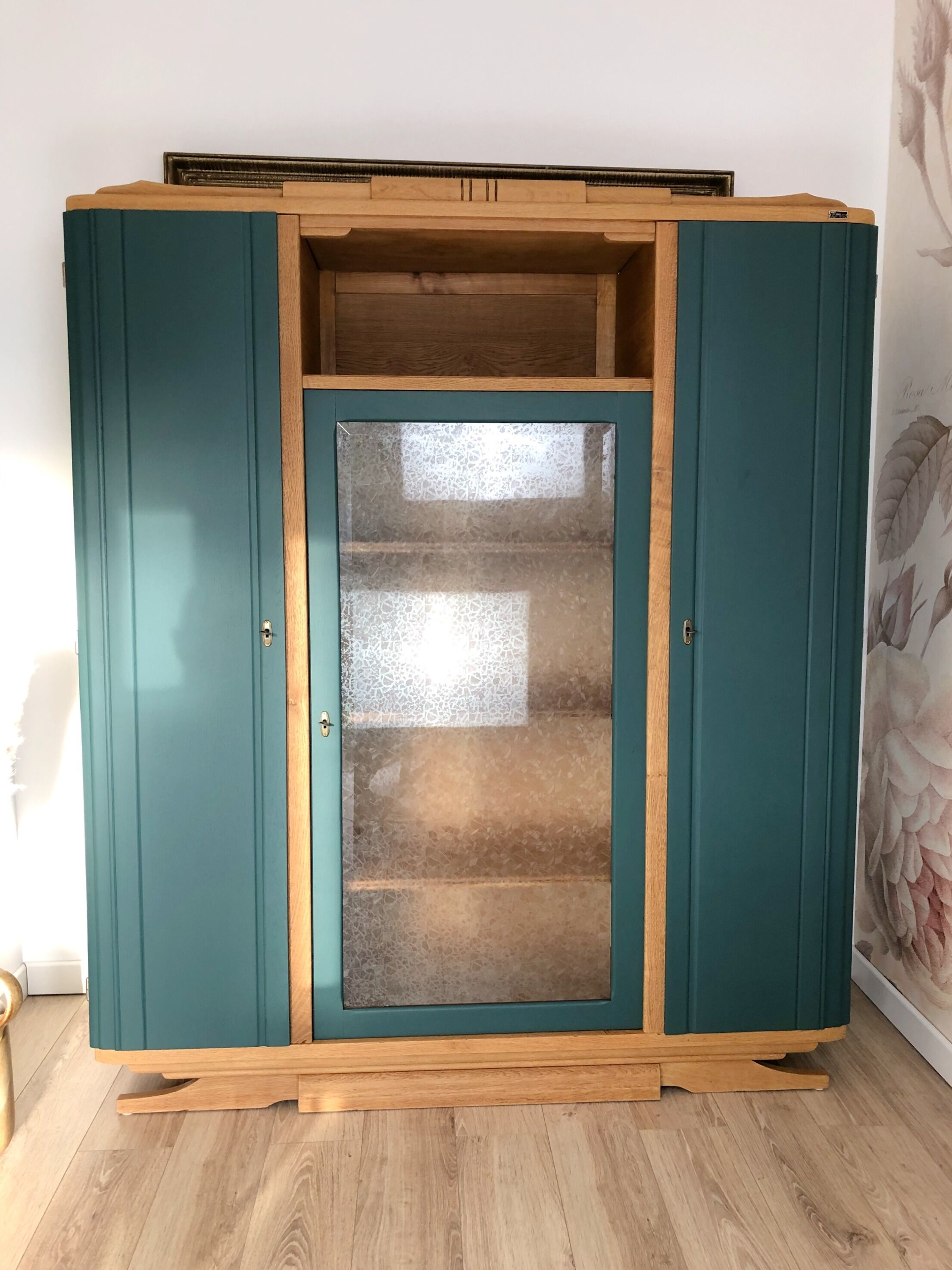 Wardrobe dating from the early 20th century