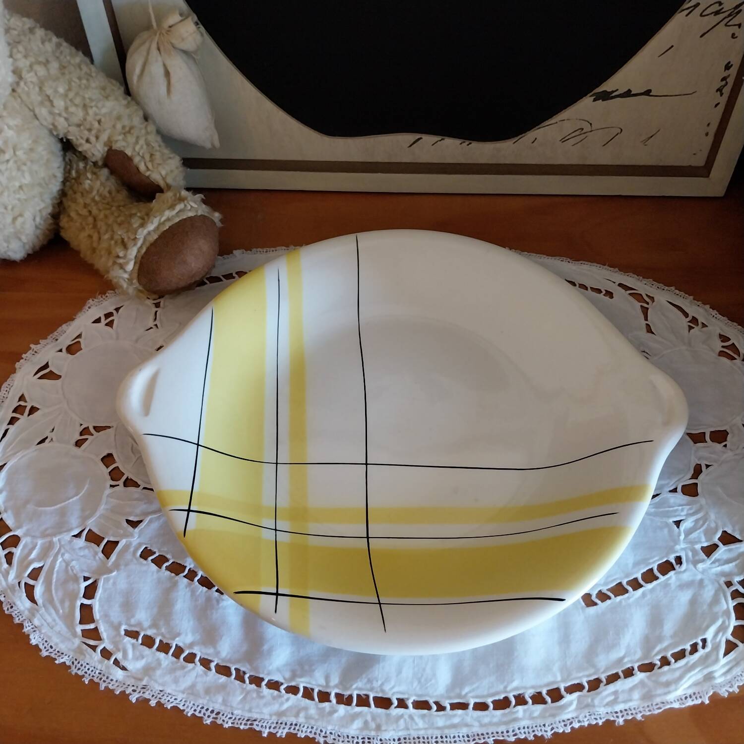 Old Salins cake dish
