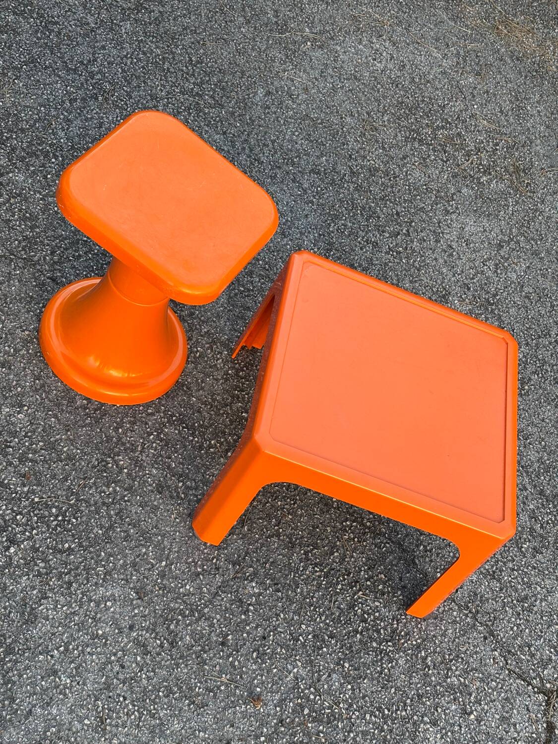 Orange plastic Tam Tam stool 1970