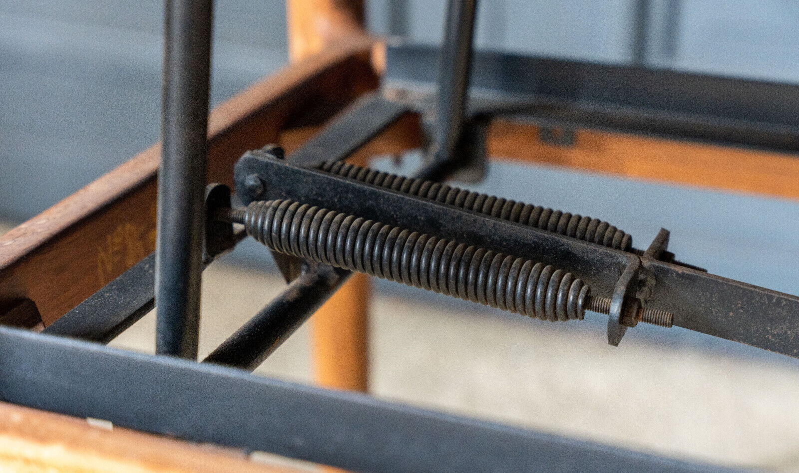 Scandinavian coffee table Smorrebrod with extendable system