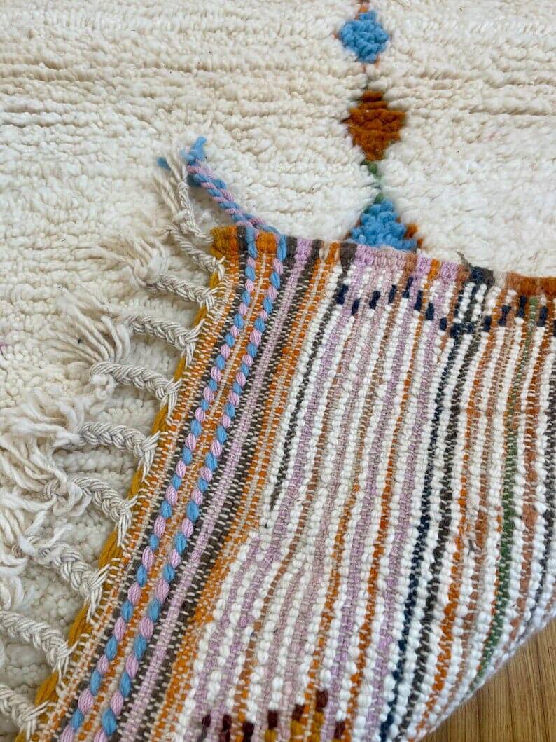 Traditional handmade wool rug size 150 x 250 cm