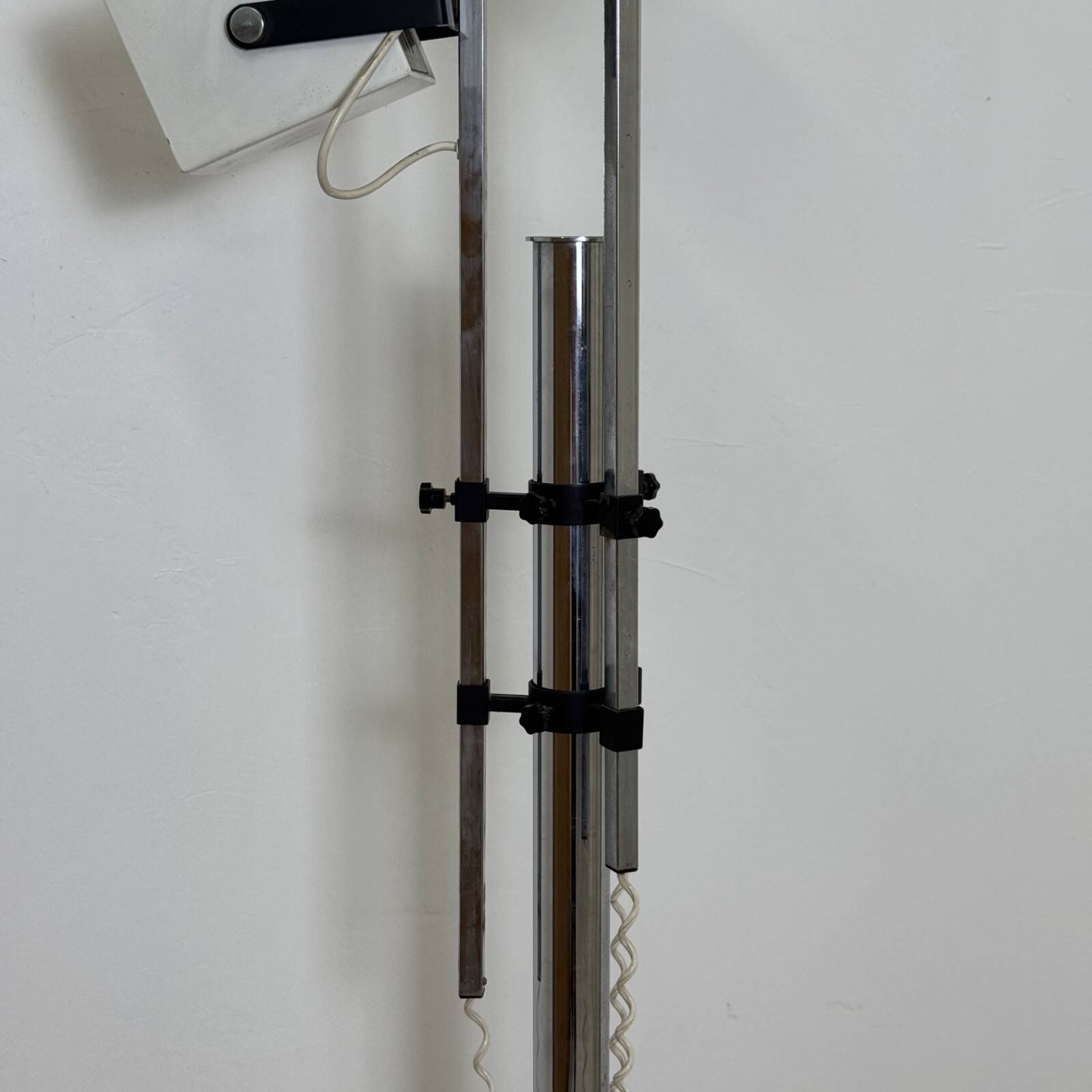Lampada da Terra Lucitalia Design Pat Hoffman Tre Faretti Cubici Orientabil