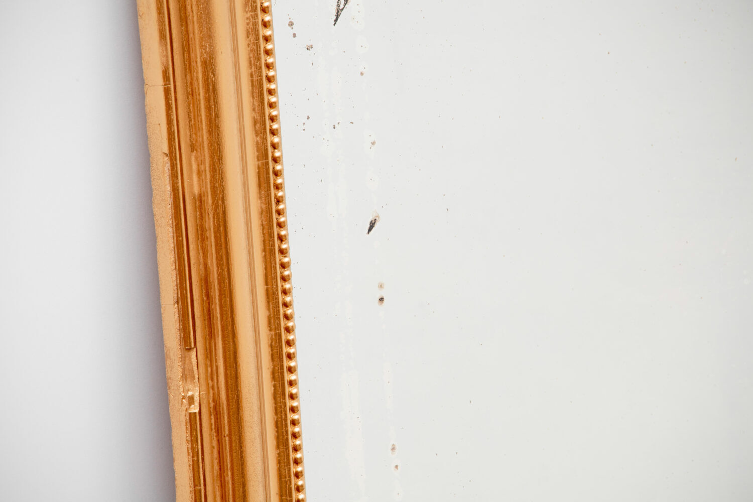 Louis-  mirror, gilded wood frame - 133x99cm