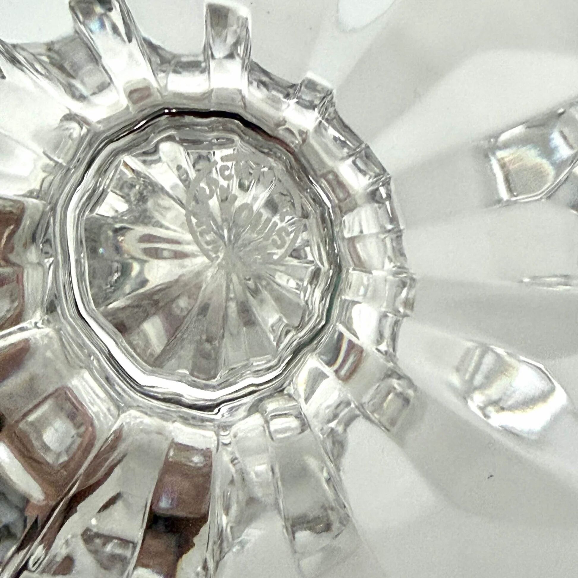 Crystal carafe from Saint-Louis – elegant size