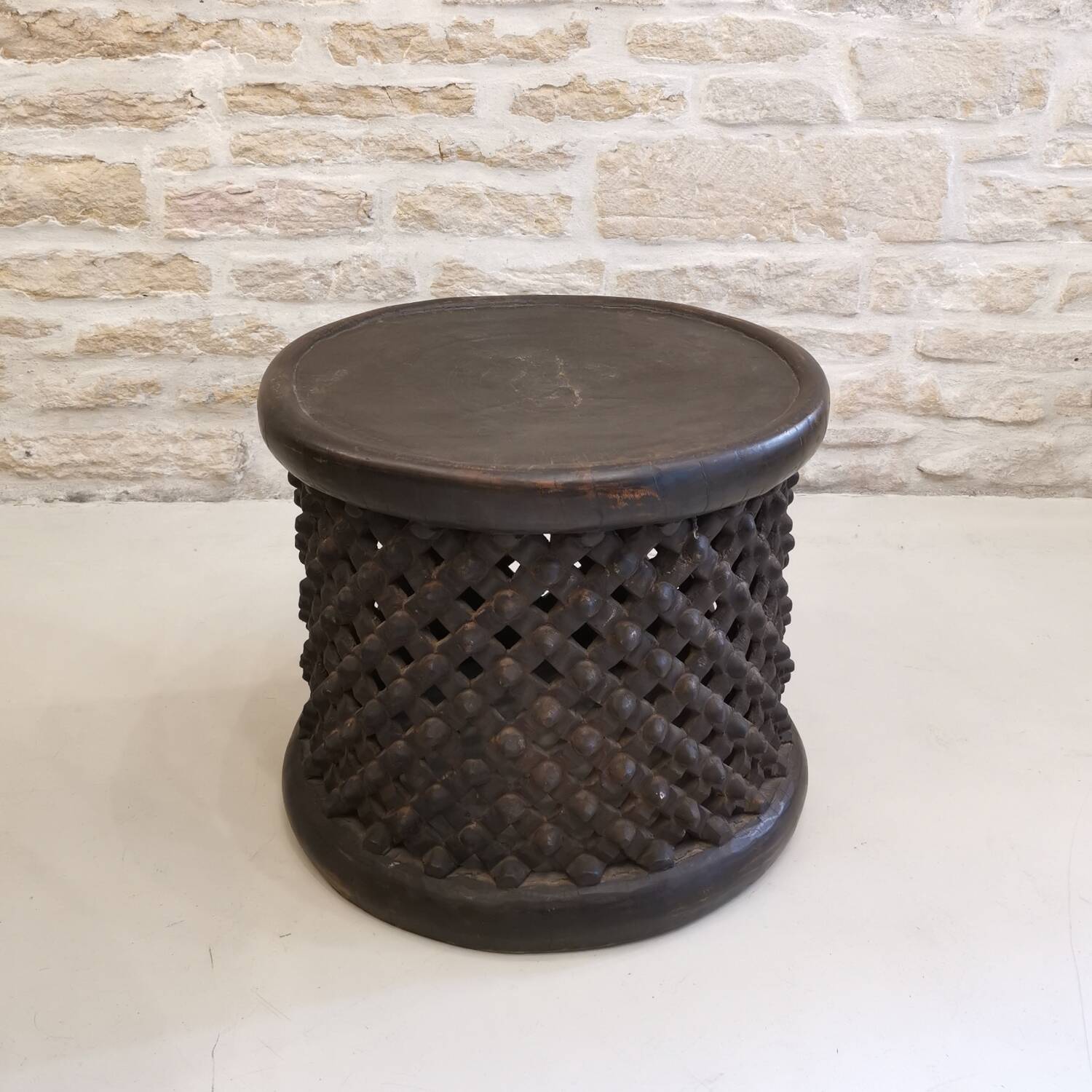 Bamileke African Art wooden coffee table / stool
