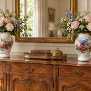 Paire de vases porcelaine de Paris