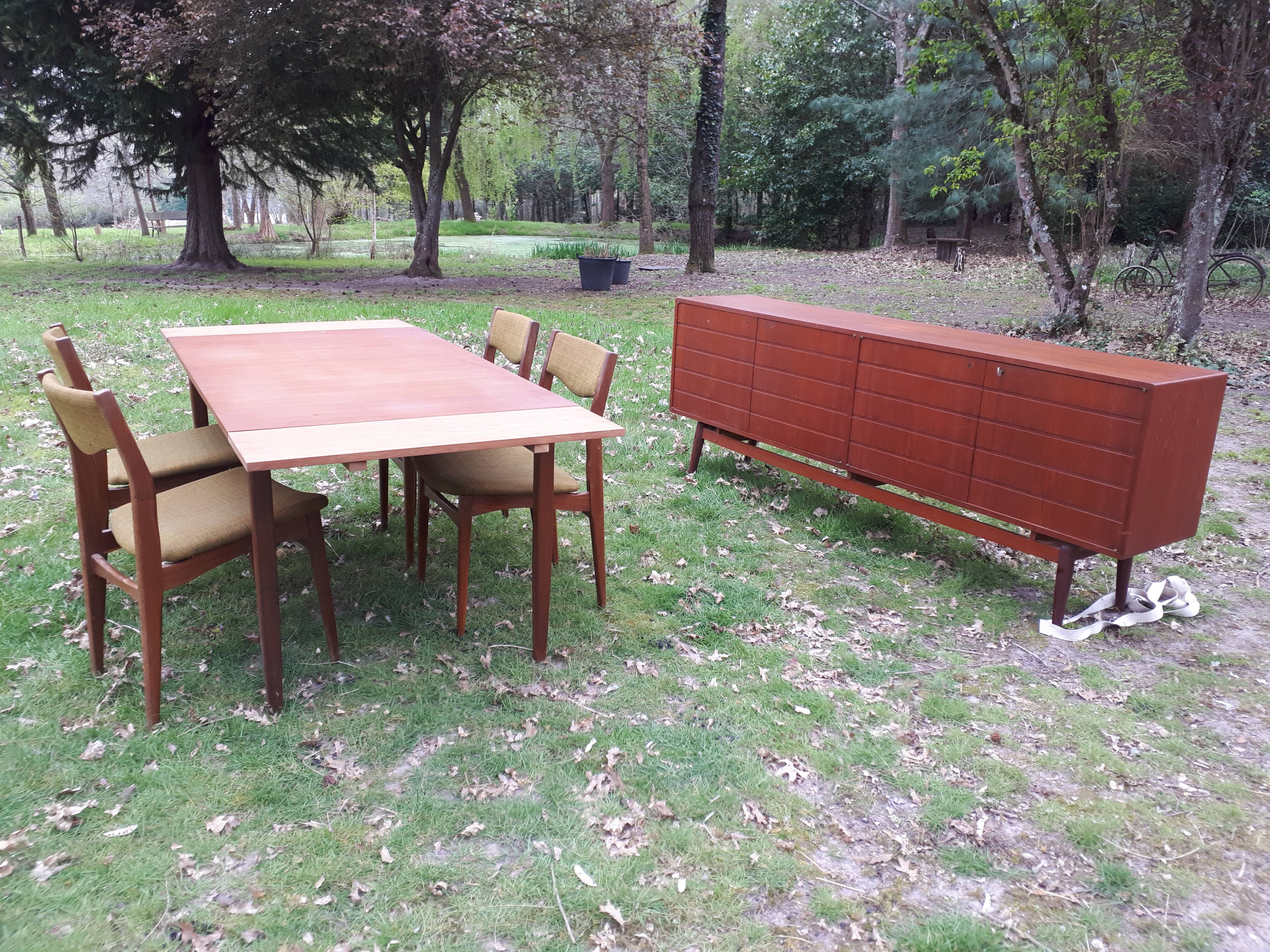 Scandinavian dining room