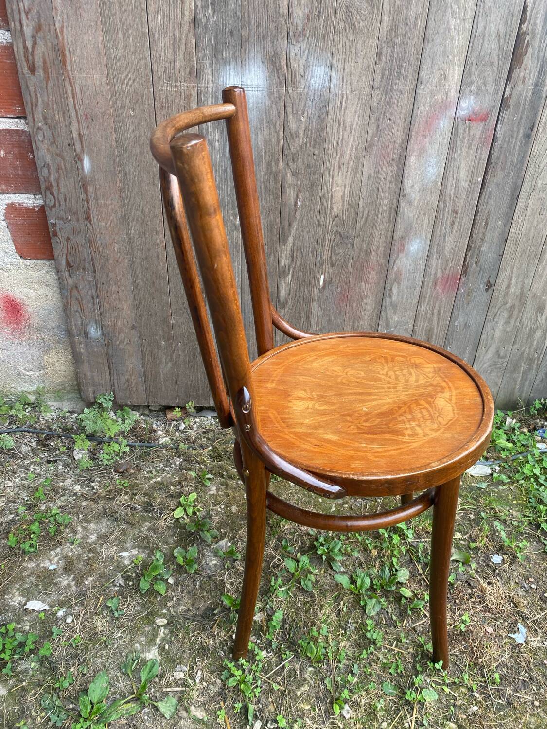 Chaise ancienne bistrot Khon n°18 bois + assise thermoformée vintage