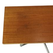 Table basse vintage avec plateau en bois et roulettes chromées, 90 cm