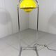 Lampe de sol en pot de fleurs jaune Cosack des années 1960-70.