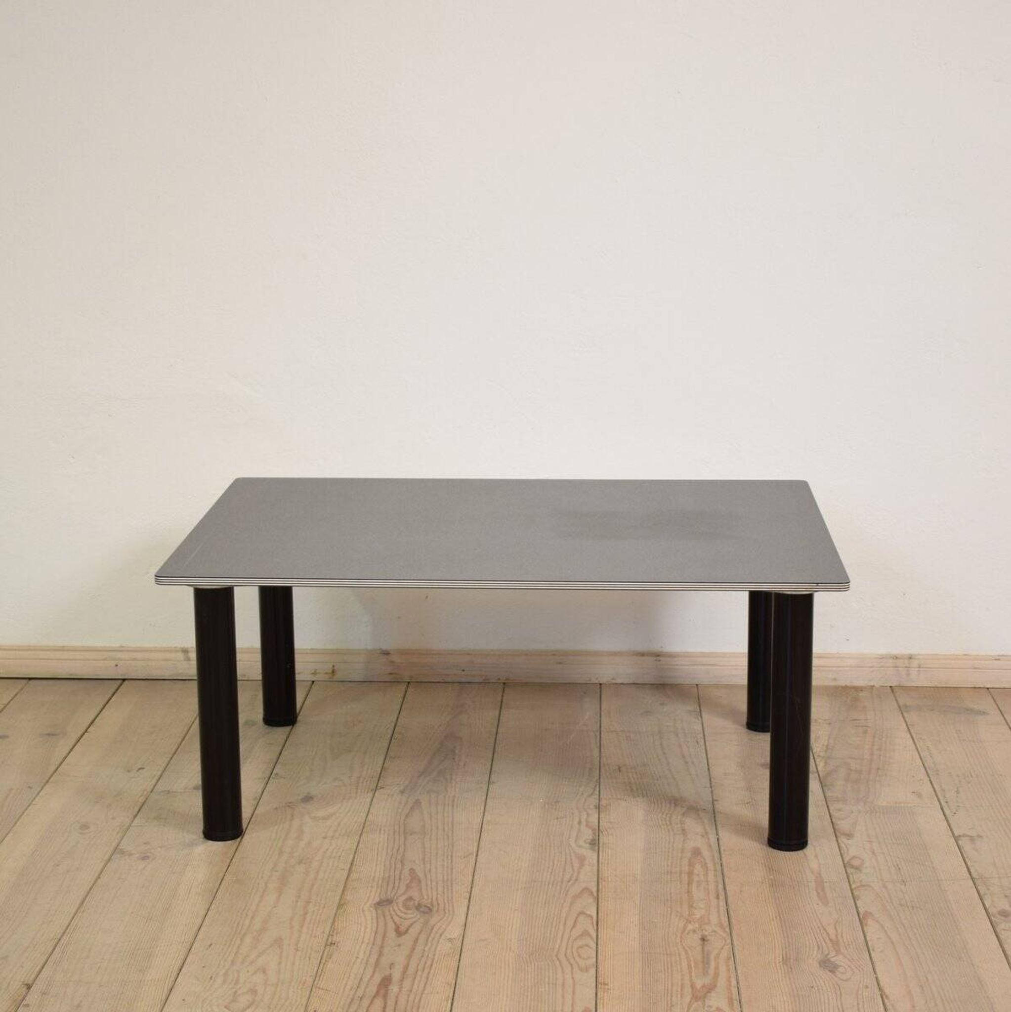Table basse postmoderne, années 1980