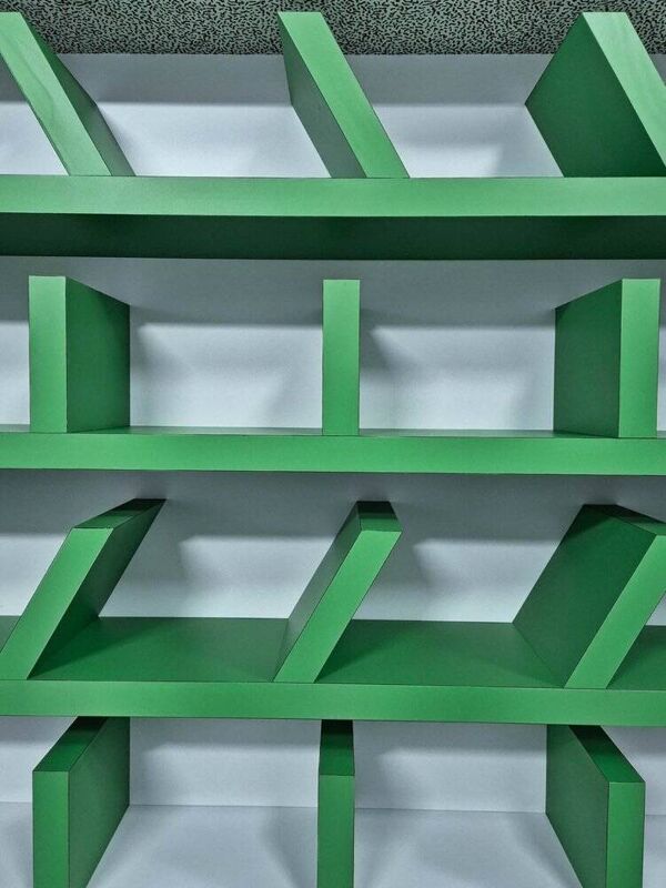 Bibliothèque Suvretta par E. Sottsass pour Memphis Milan
