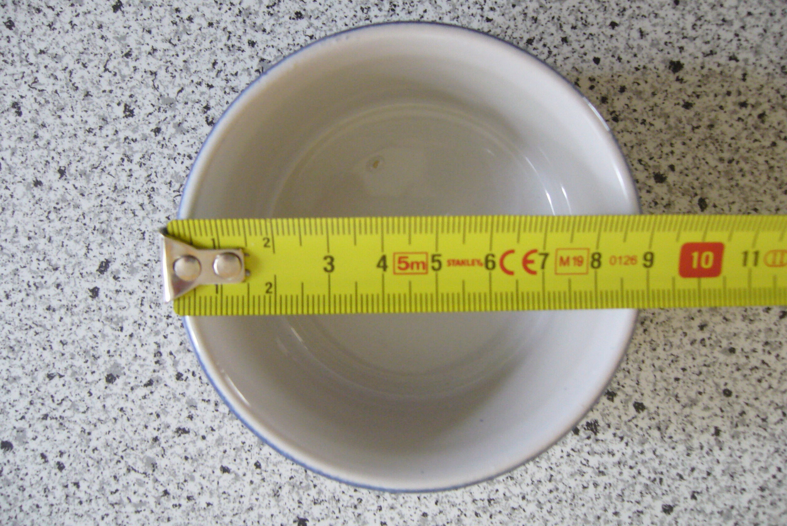 Lot of 12 blue ramekins