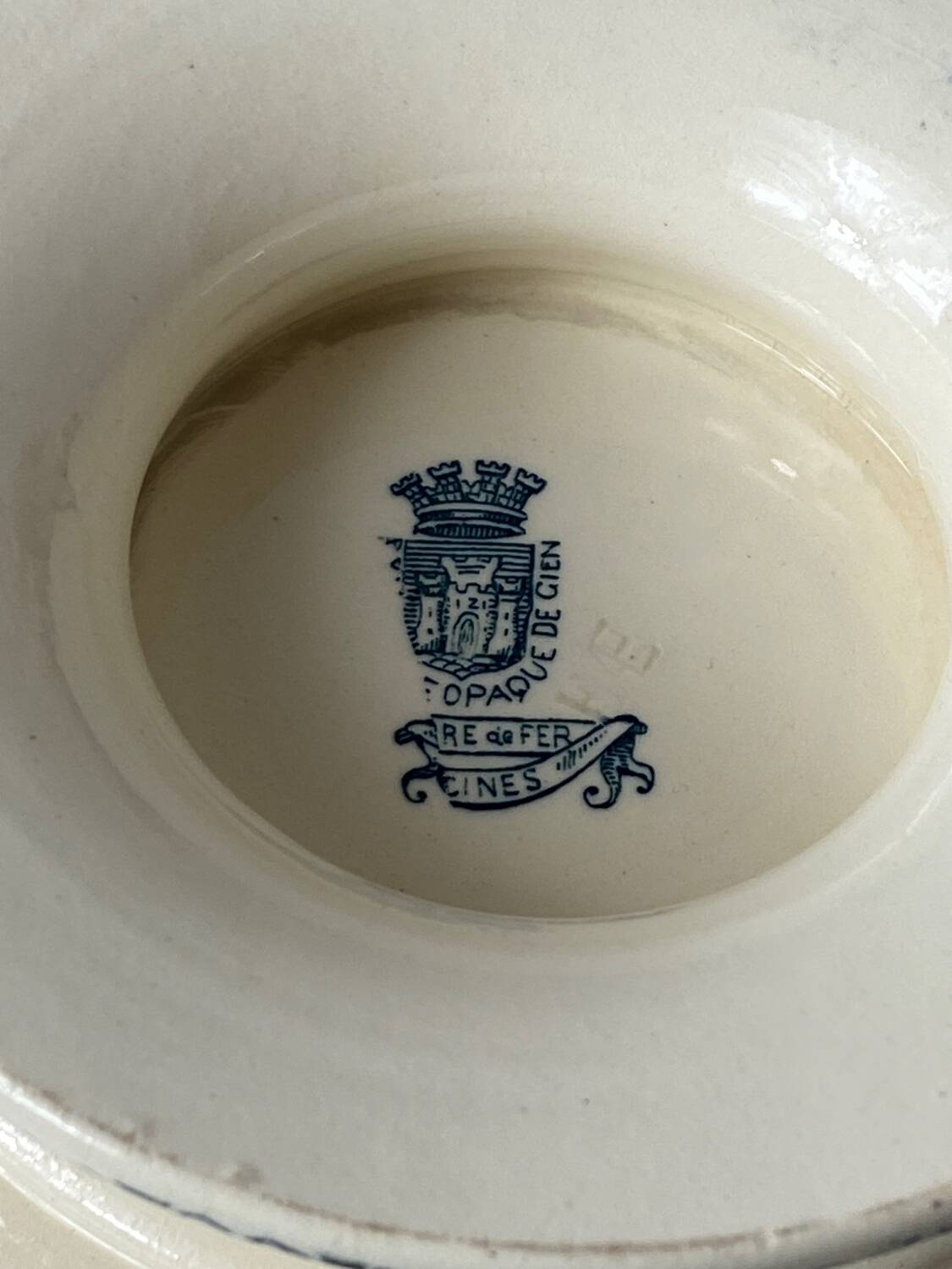 Gien ironstone cake dish