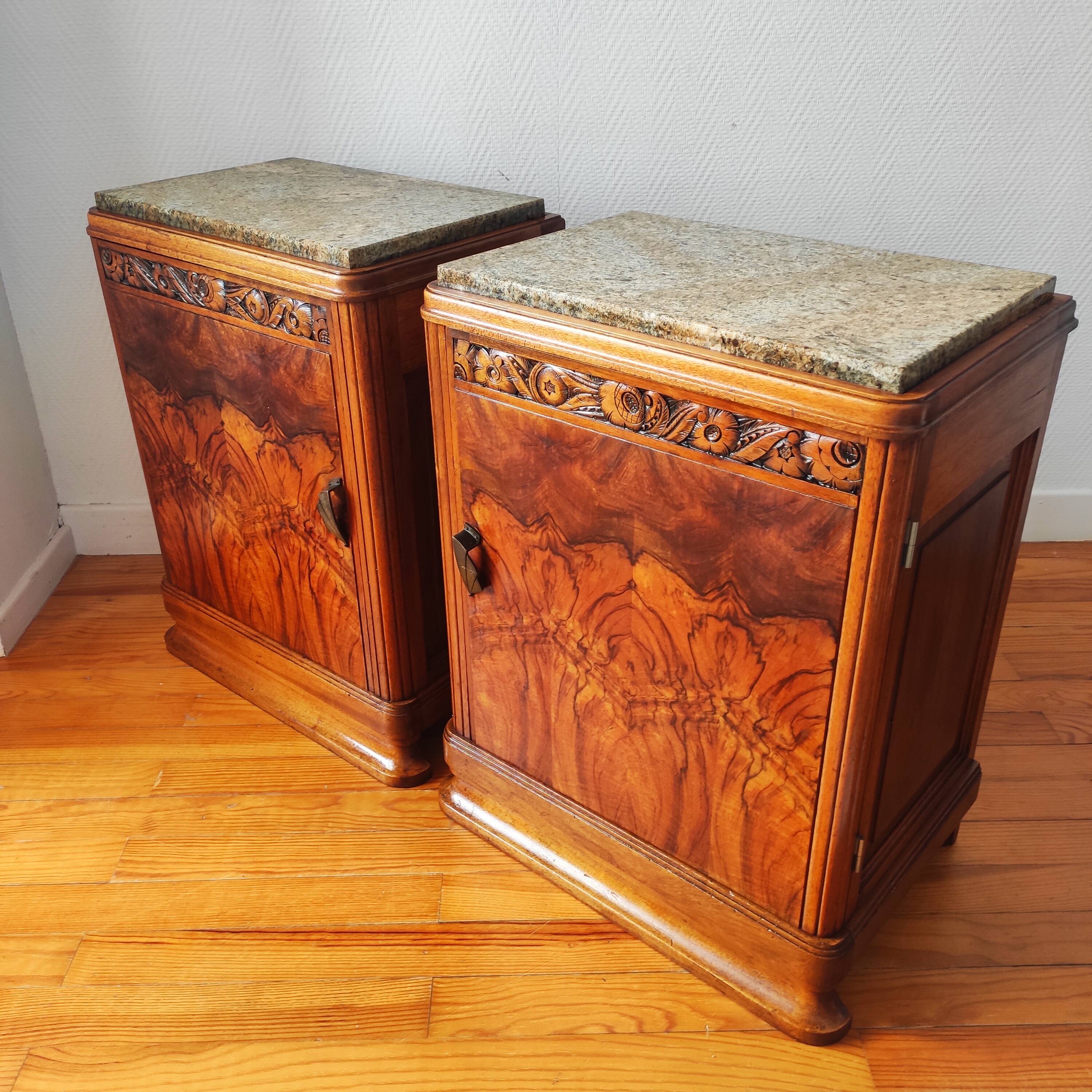 Pair of Art Deco bedside tables in solid blonde walnut – France 1930
