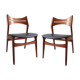 Un lot de deux chaises danoises modele 310 d'Erik Buck, 1960