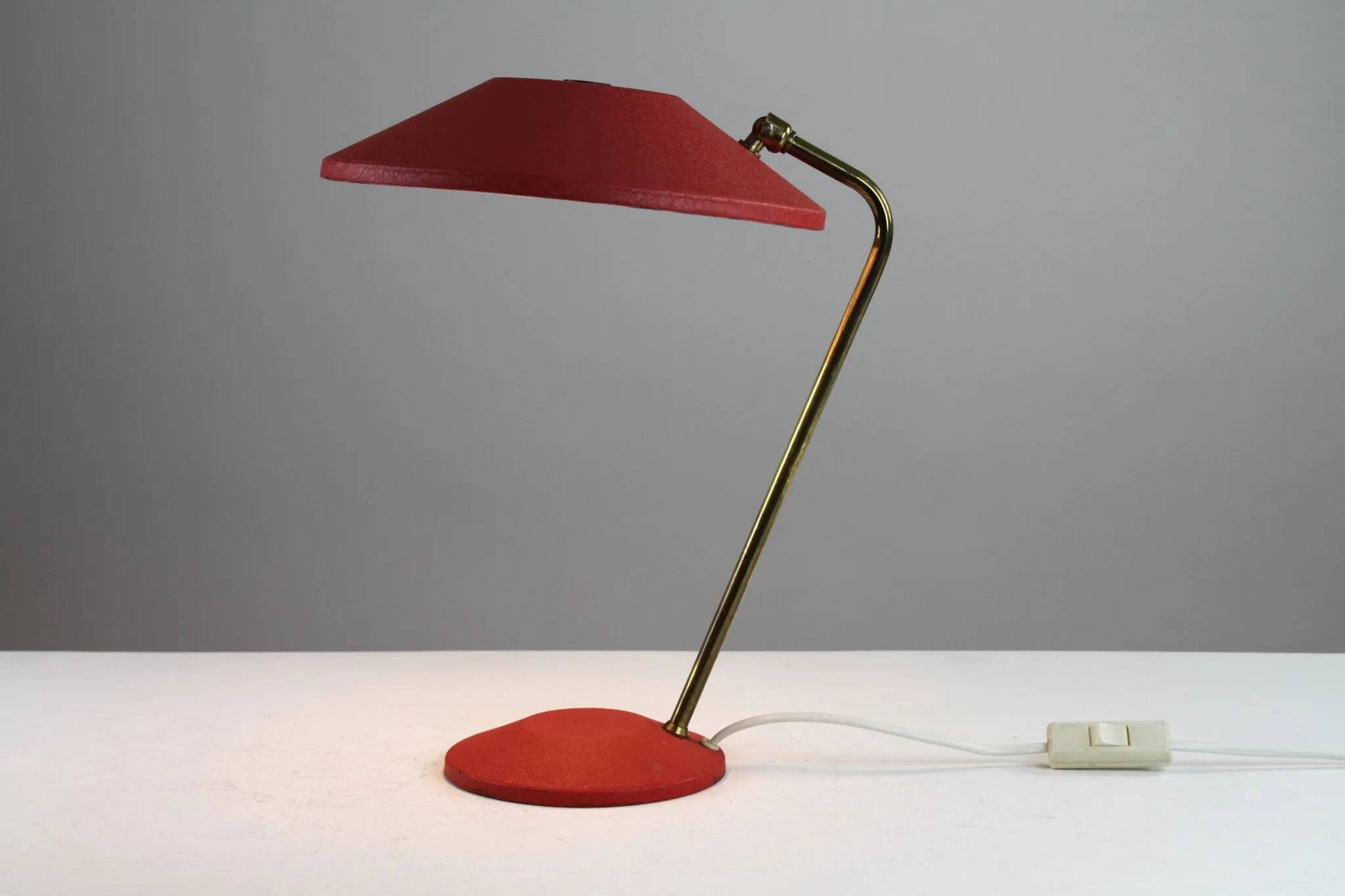Red Shrink-Lacquered Brass Table Lamp, Germany, 1950s