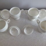 4 Porcelain cream jars