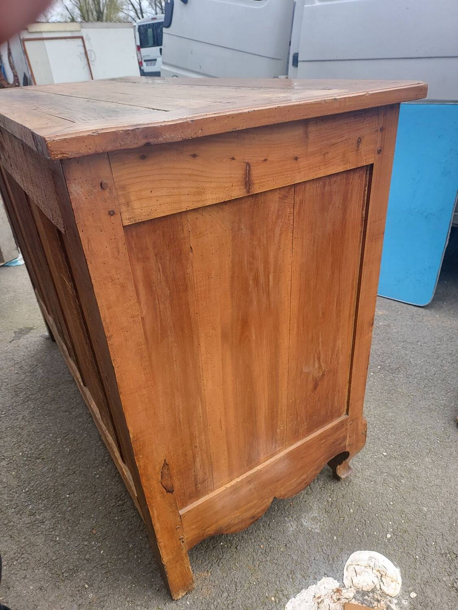 Antique solid wood buffet – marquetry and curved legs – 19th century