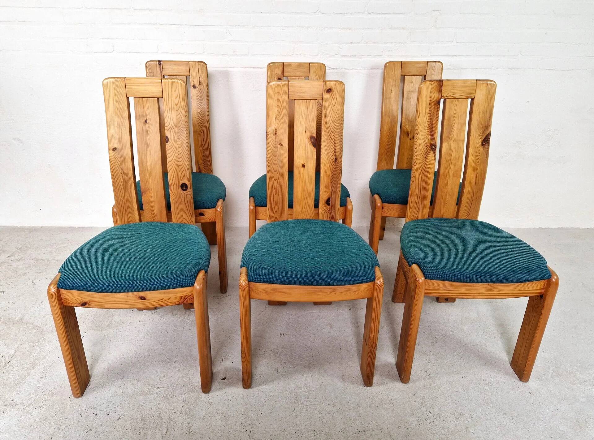 Set of 6 Danish pine dining chairs, 1970s