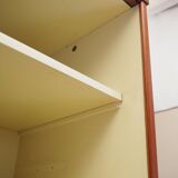 Armoire en teck, design danois, années 1970, production : Danemark