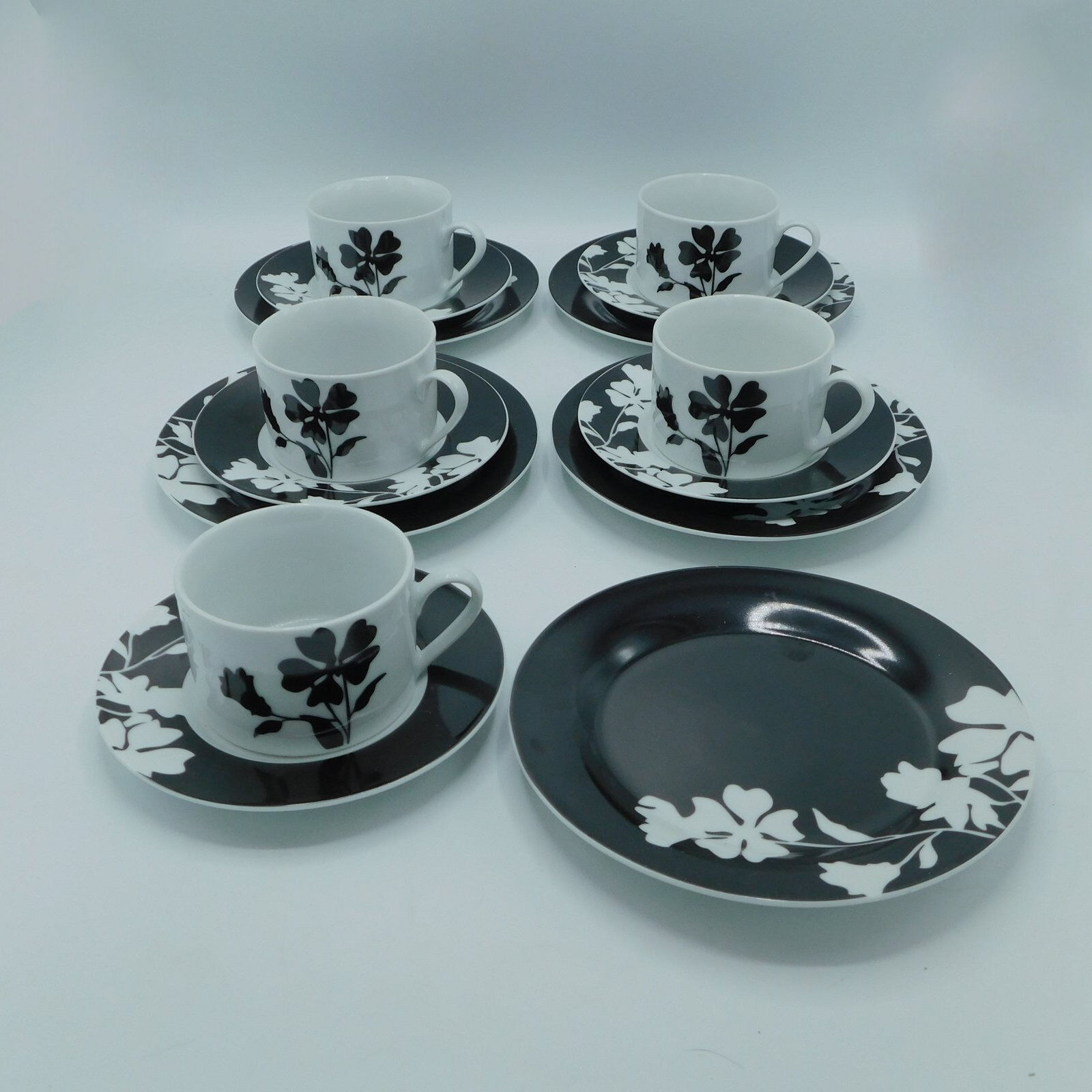 5 cups, 5 saucers, 5  cake plates