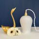 Baladeuse tulipe vintage en opaline blanche