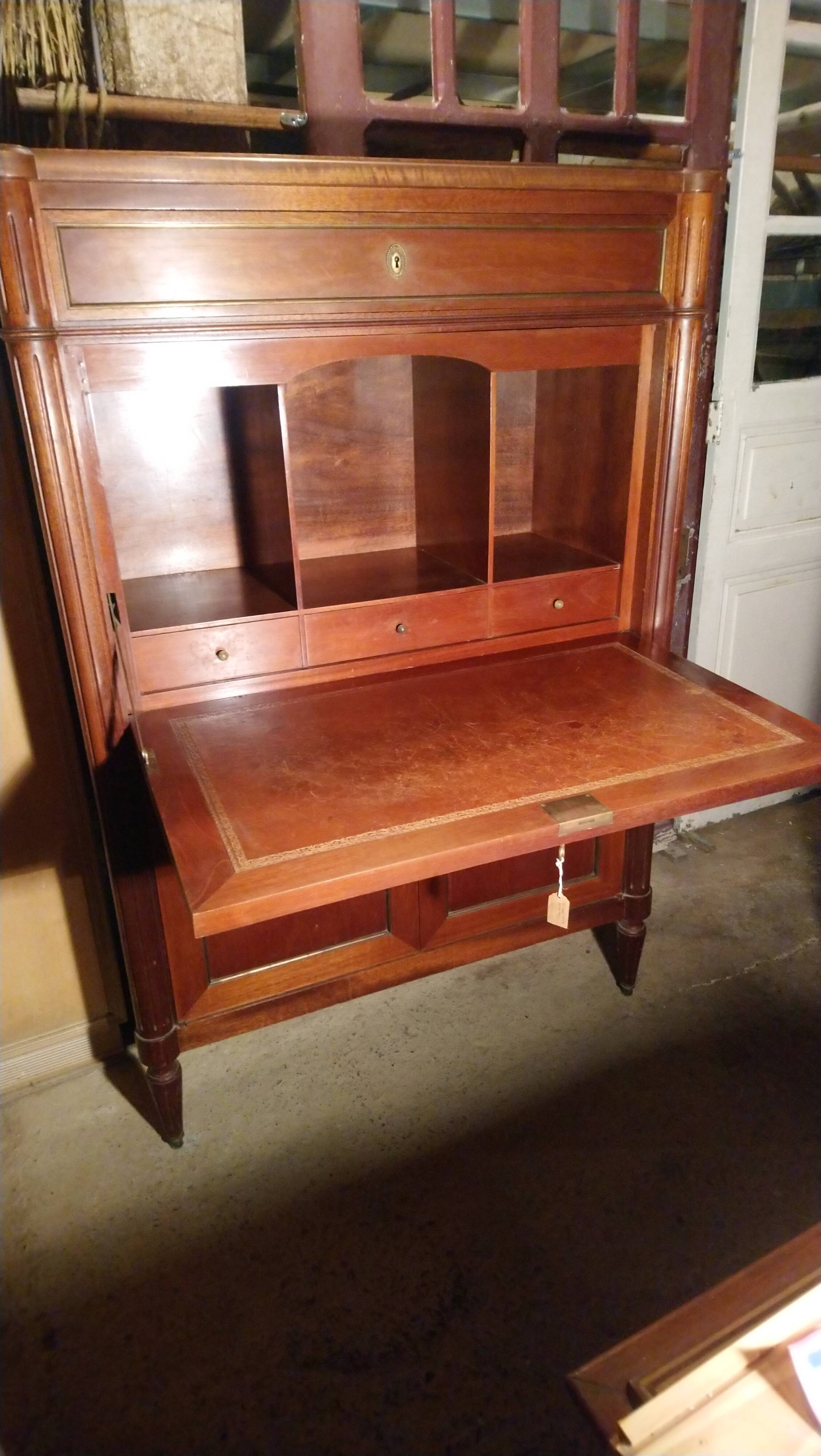 English-style solid wood secretary.