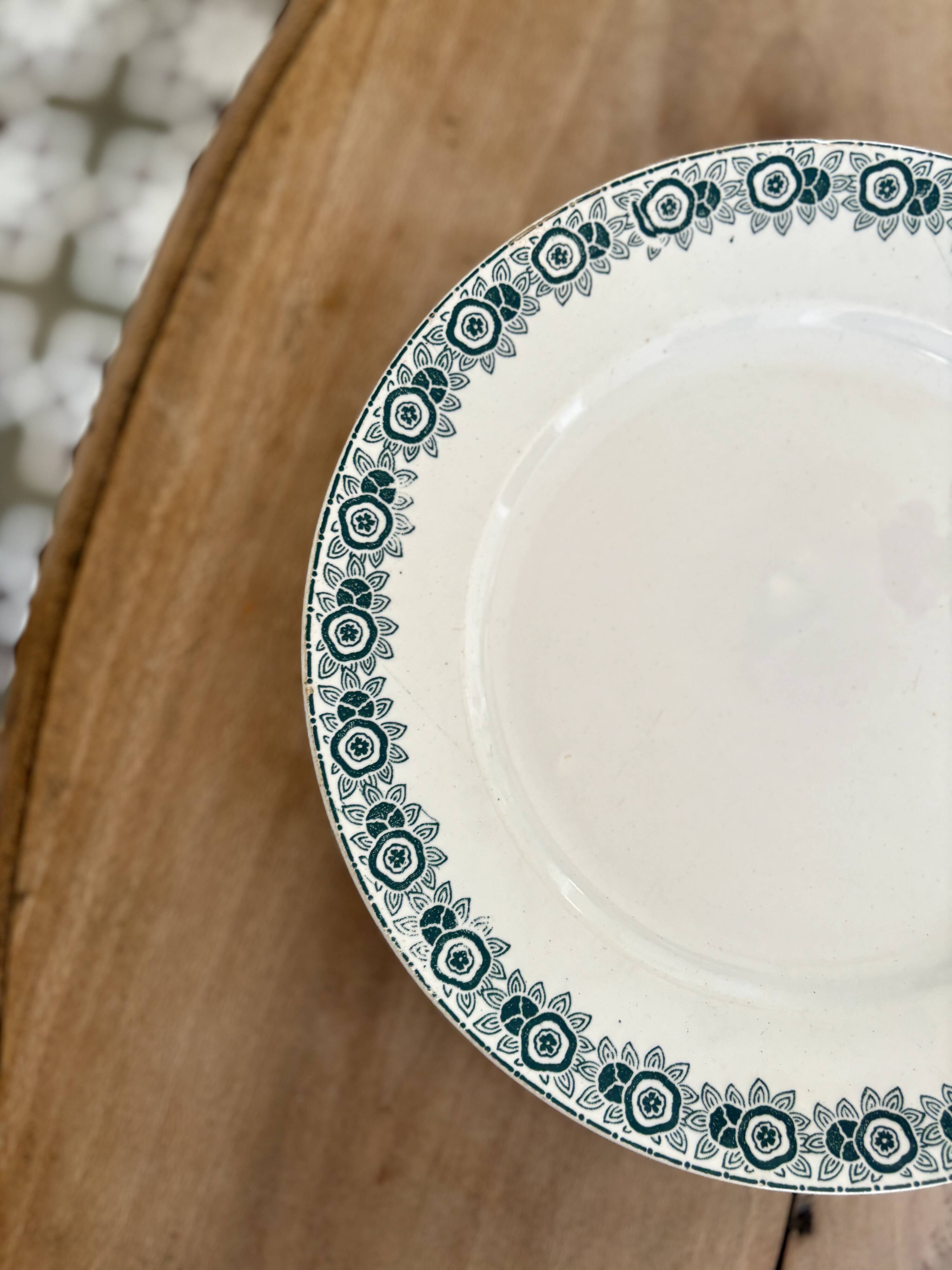 Compotier - footed plate in ironstone model Iberia from Saint Amand