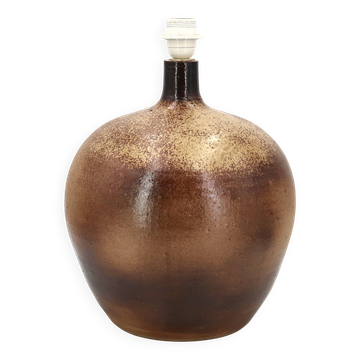 Impressive brown ceramic ball lamp from the 1970s.