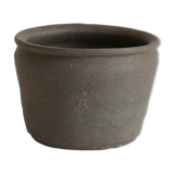 Earthen pot