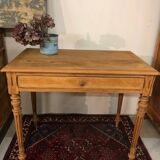 Ancienne petite table de cuisine