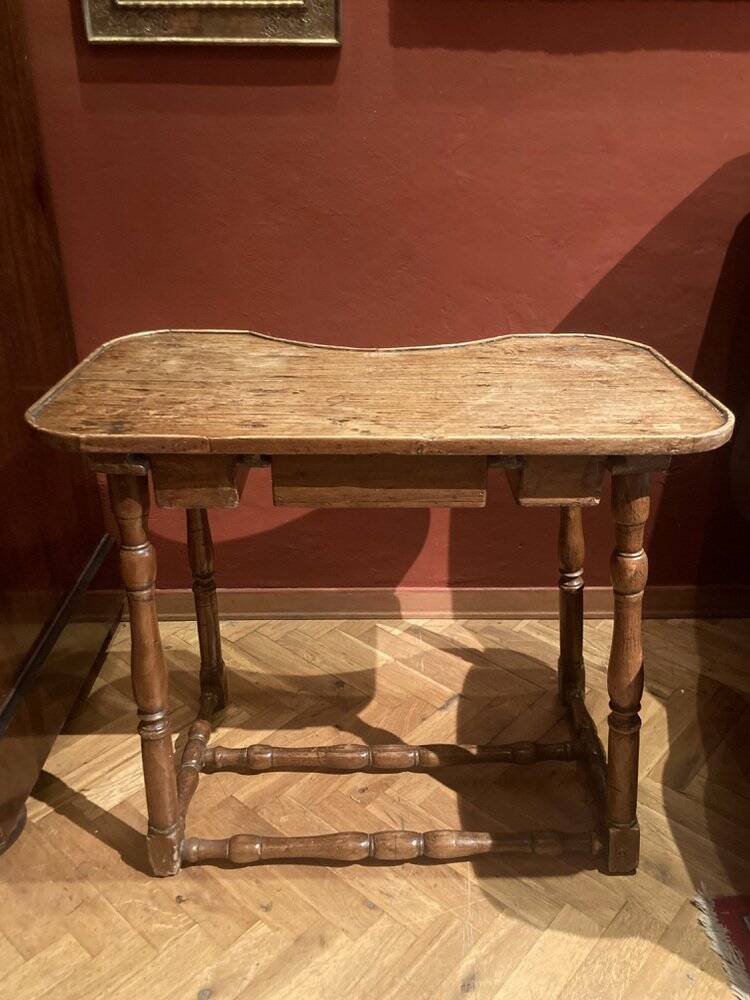 Antique 18th Century Italian Rustic Baroque Wooden Side Table with Turned Legs