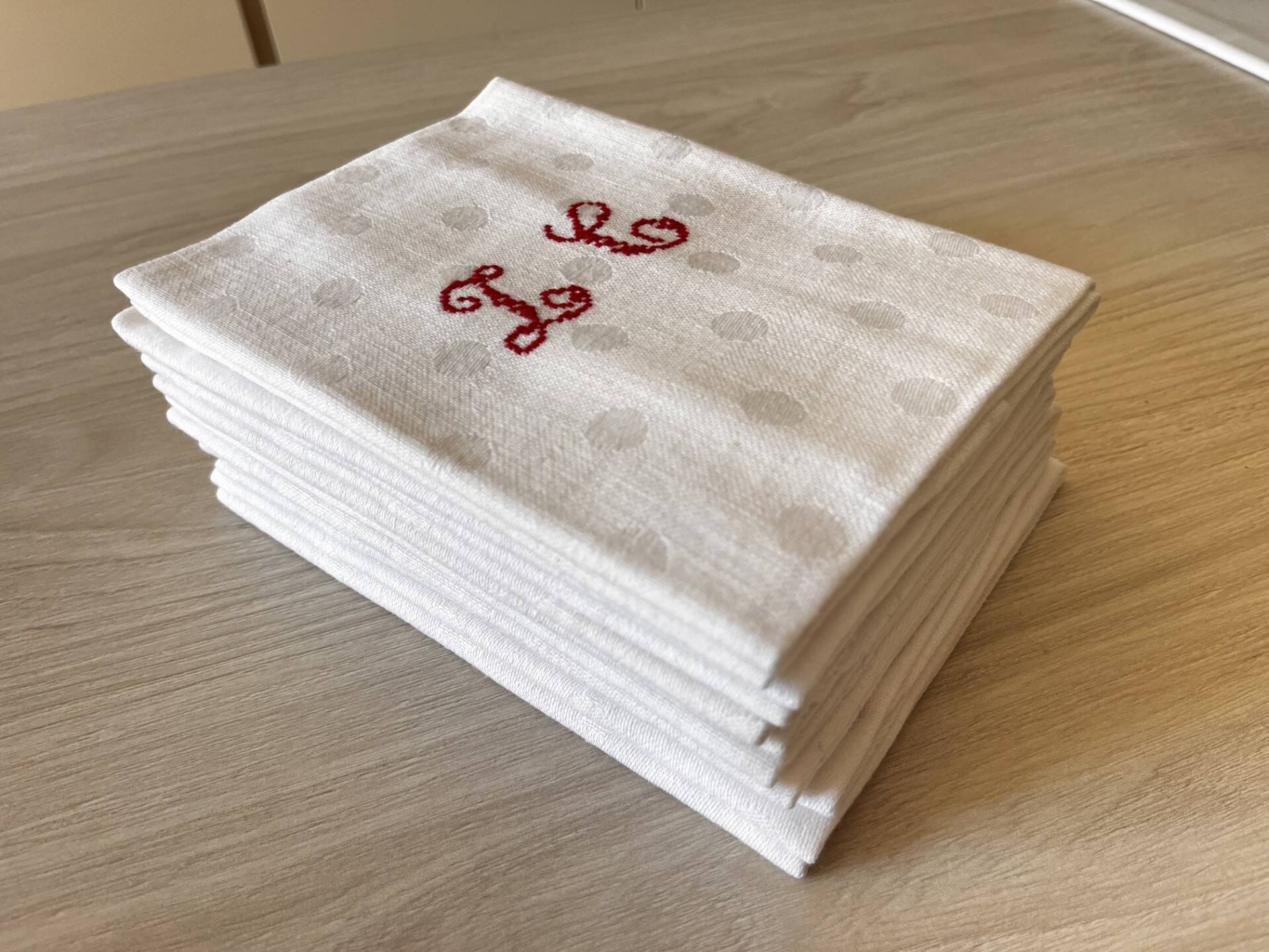 Set of 6 old napkins