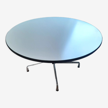 Eames table