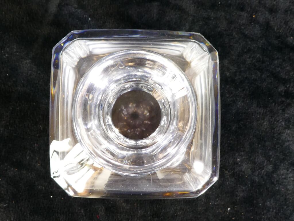 Carafe a whisky in crystal from Baccarat modele harcourt signed