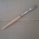 Set of 6 fonted dessert forks in horn