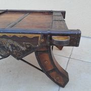 Table basse ancienne tibetaine bois cuivre