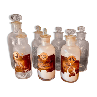 Set of 7 bottles of apothecary vintage