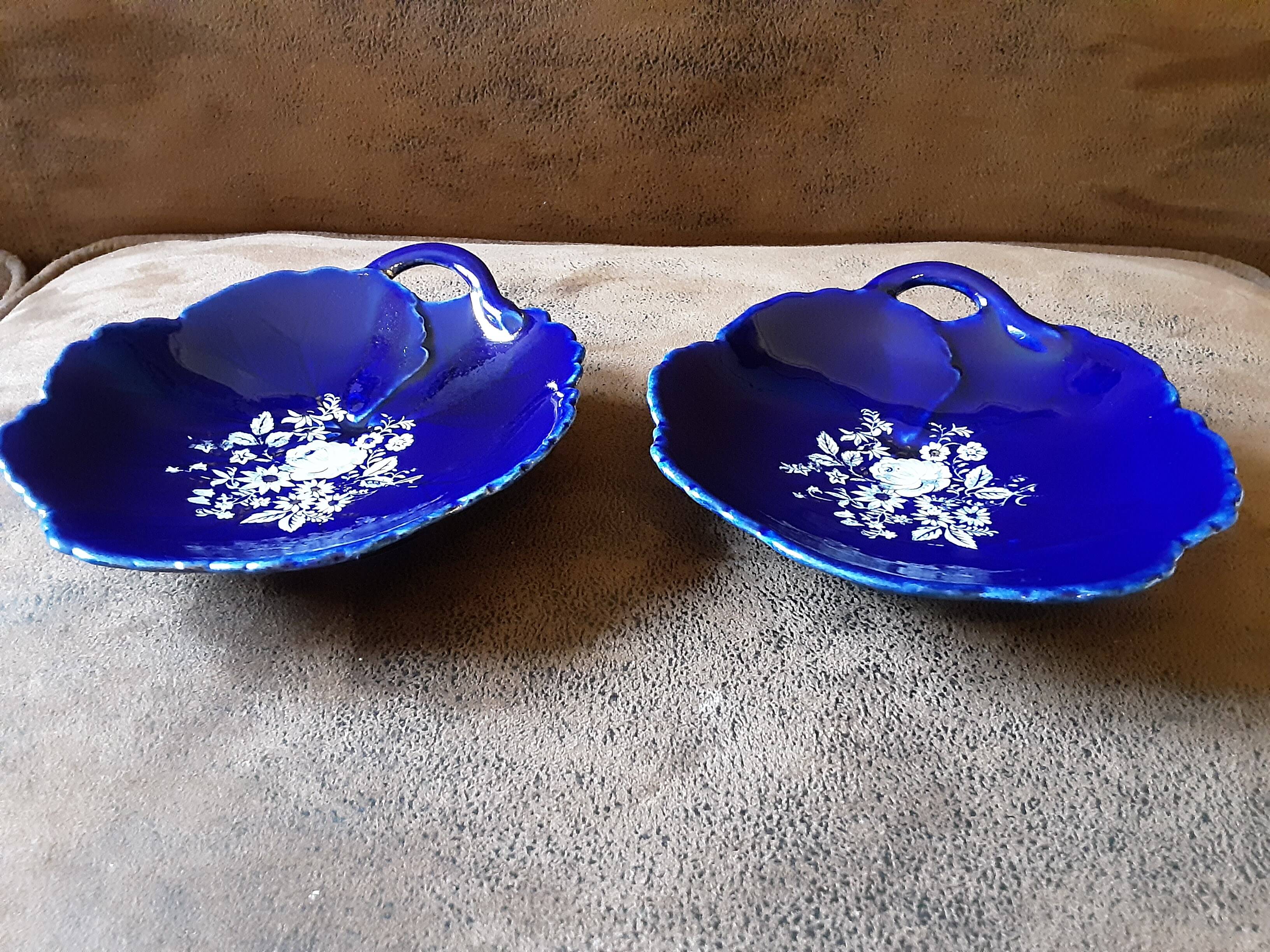 Set of 2 porcelain cups
